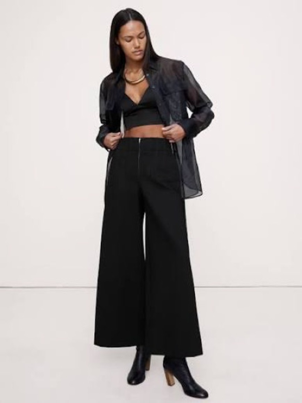 BANANA REPUBLIC WIDE-LEG CROP EVERYWHERE PONTE PANT - Picture 7 of 9